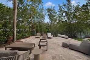 MLS Photo 24