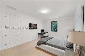 MLS Photo 33