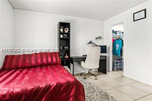 MLS Photo 14