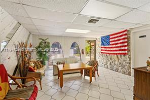 MLS Photo 24