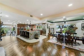 MLS Photo 26