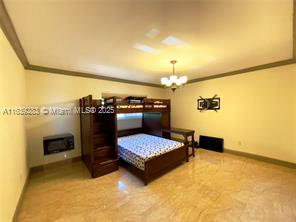 MLS Photo 46