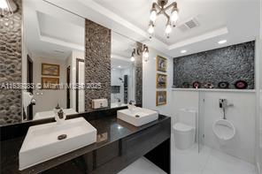 MLS Photo 70