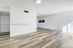 MLS Photo 5
