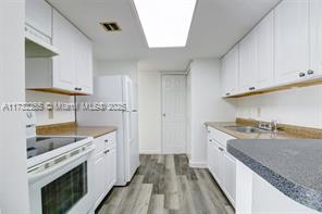 MLS Photo 6