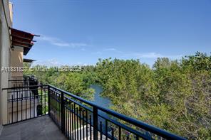 MLS Photo 34
