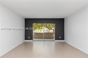 MLS Photo 9