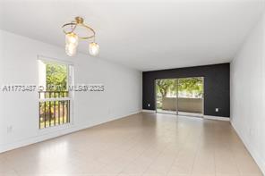 MLS Photo 11