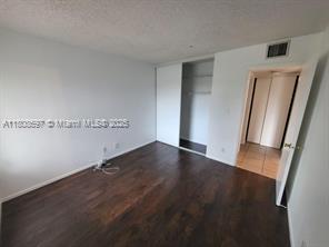 MLS Photo 7