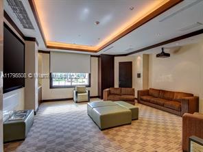 MLS Photo 33
