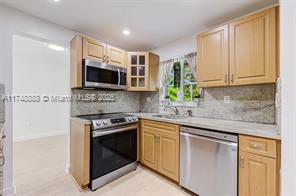 MLS Photo 11
