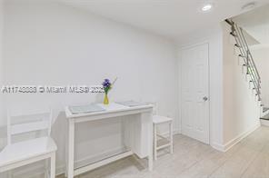MLS Photo 12