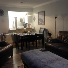 MLS Photo 10