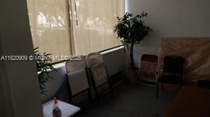 MLS Photo 17